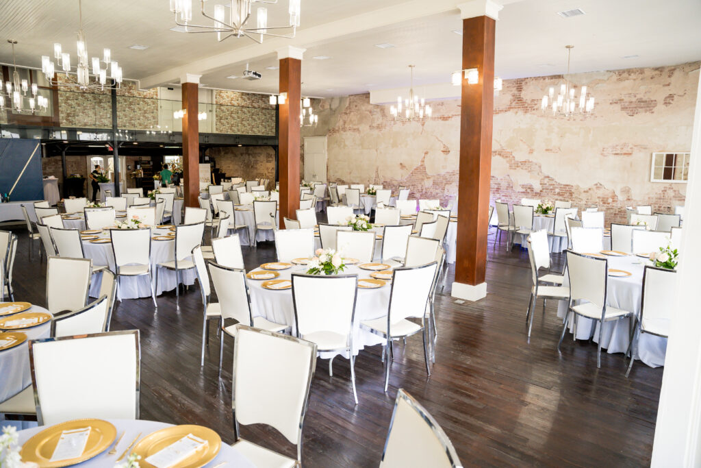 how to plan a wedding step by step, Houston wedding planning guide, wedding planning checklist Houston, Houston bride wedding timeline, step by step wedding planning for beginners, planning a wedding in Houston Texas, Houston wedding planning tips, wedding planning timeline Houston TX, first time wedding planning guide Houston, Houston wedding venue planning tips