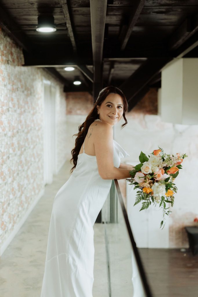 wedding flower budget Houston, how much do wedding flowers cost, Houston wedding flowers cost, wedding florist budget guide, affordable wedding flowers Houston, wedding flower checklist, wedding flower ideas on a budget, elegant wedding flowers Houston, wedding flowers for historic venues, how to save money on wedding flowers